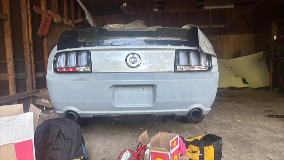 2005 Ford S197 Mustang GT - Image 2 of 3