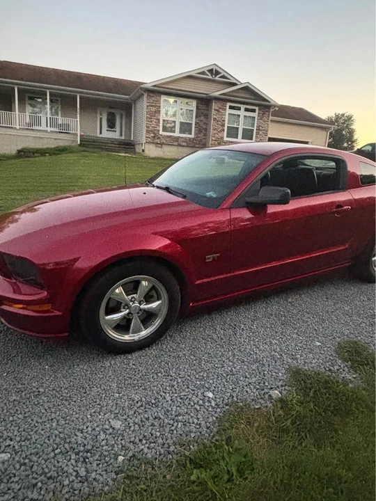 2005 Ford S197 Mustang GT - Image 9 of 10
