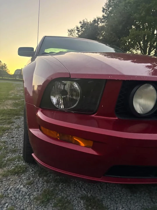 2005 Ford S197 Mustang GT - Image 2 of 10