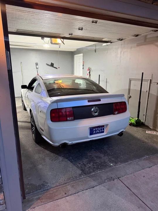 2005 Ford S197 Mustang GT - Image 2 of 7