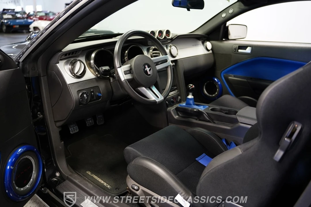 2005 Ford S197 Mustang - Image 5 of 12