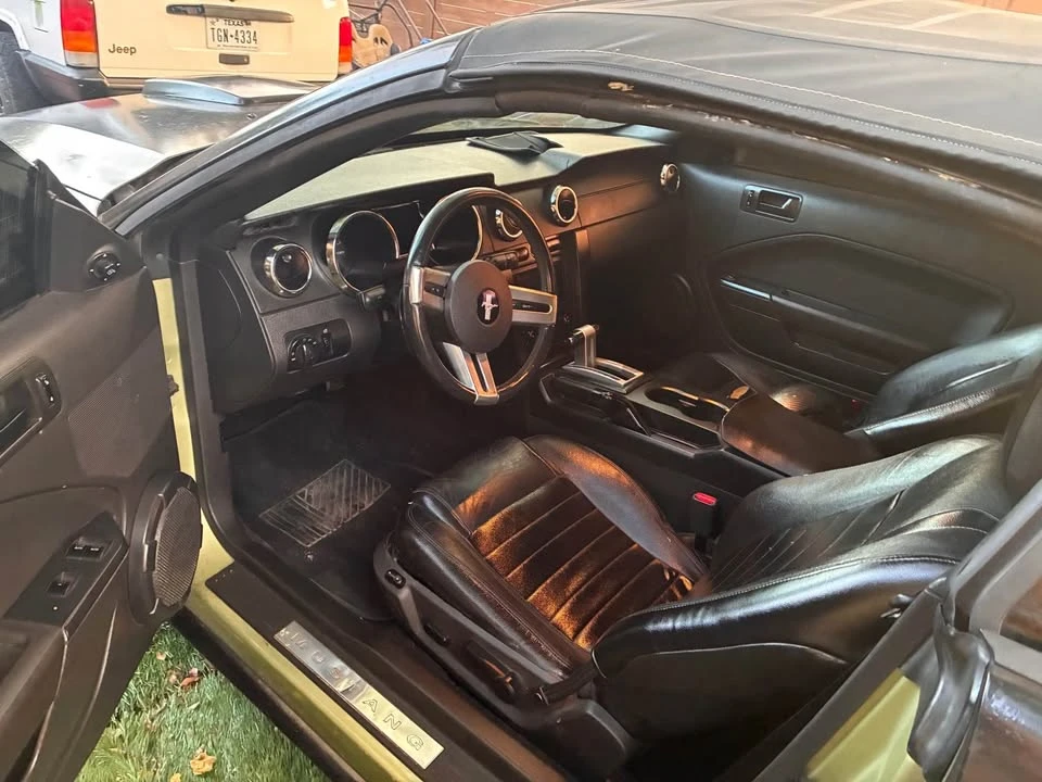 2005 Ford S197 Mustang - Image 2 of 7