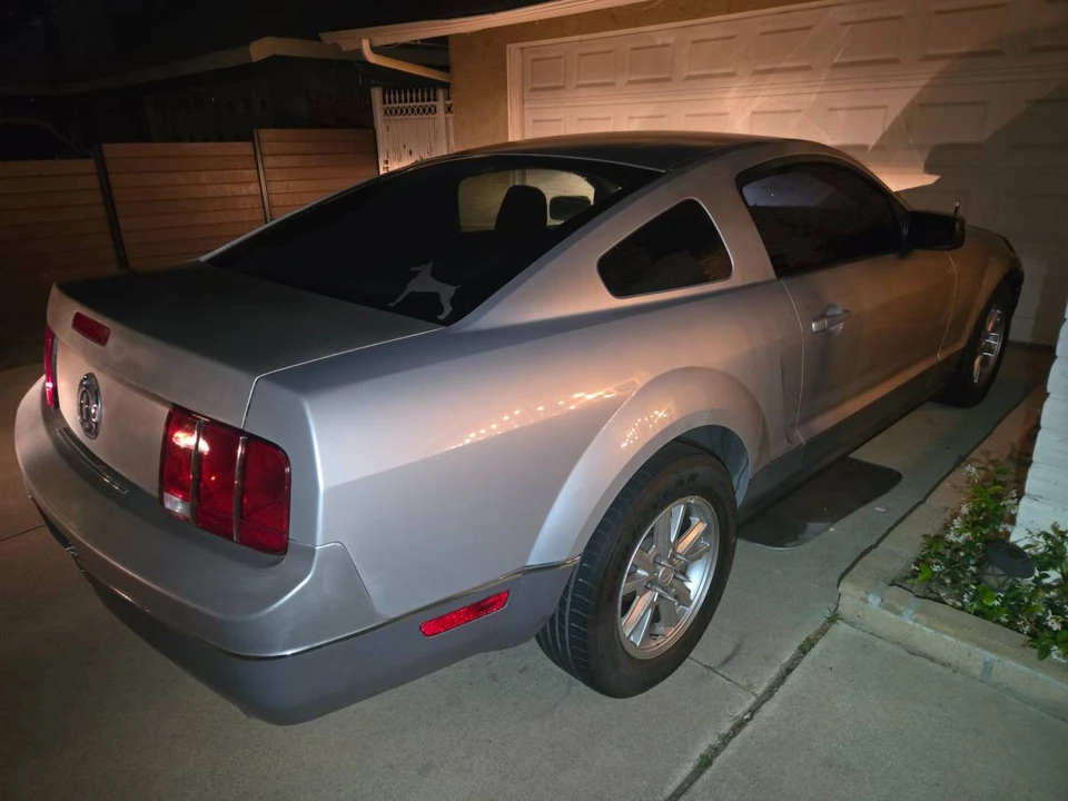 2005 Ford S197 Mustang - Image 8 of 18