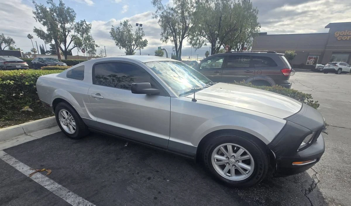 2005 Ford S197 Mustang - Image 3 of 18