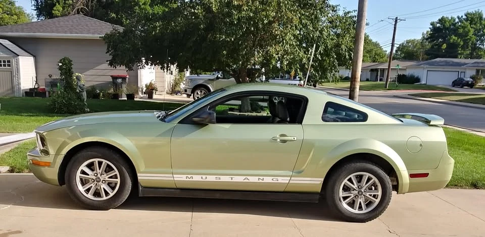 2005 Ford S197 Mustang - Image 3 of 3