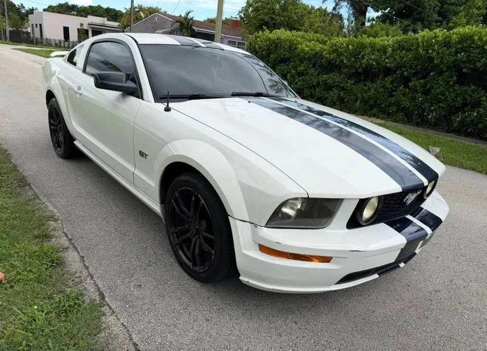 2005 Ford S197 Mustang - Image 4 of 11