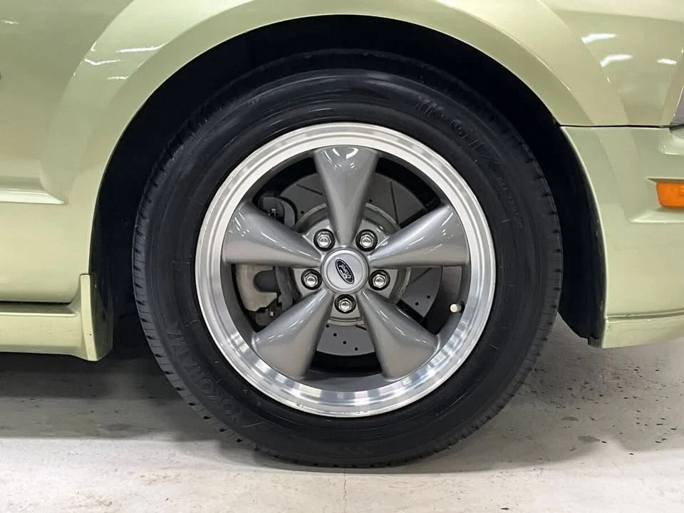 2005 Ford S197 Mustang - Image 10 of 17