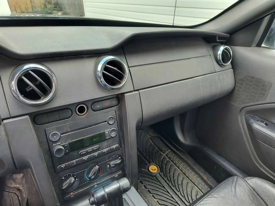 2005 Ford S197 Mustang - Image 2 of 6