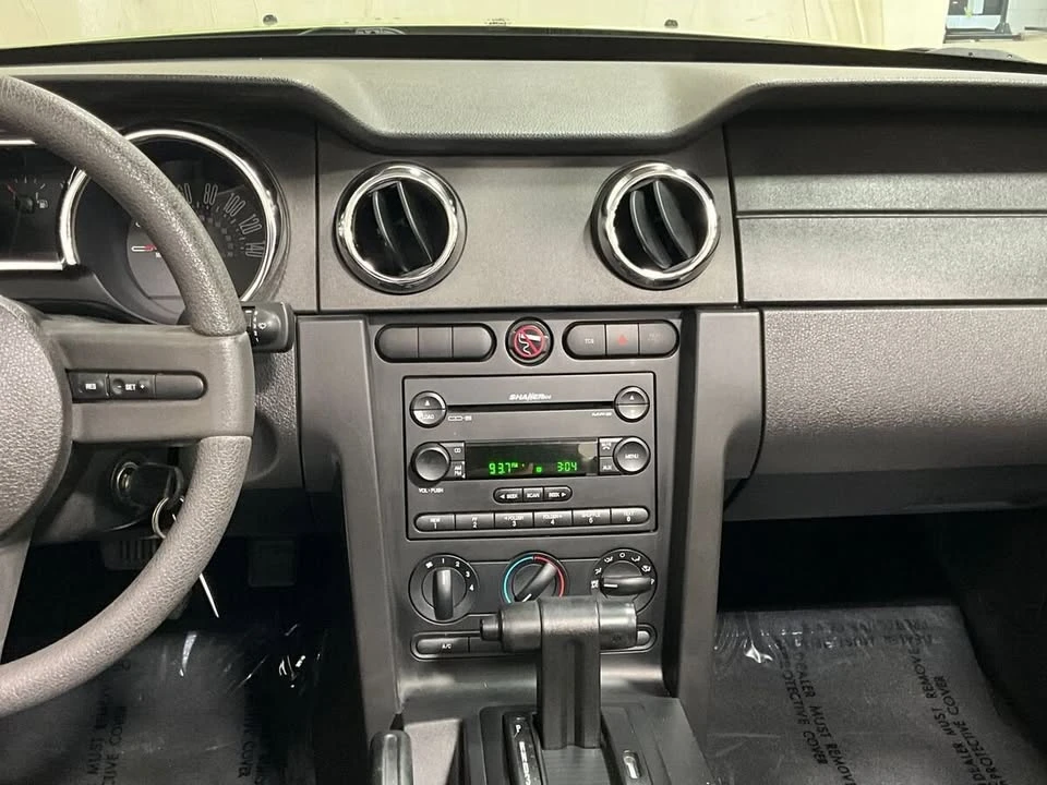 2005 Ford S197 Mustang - Image 7 of 17