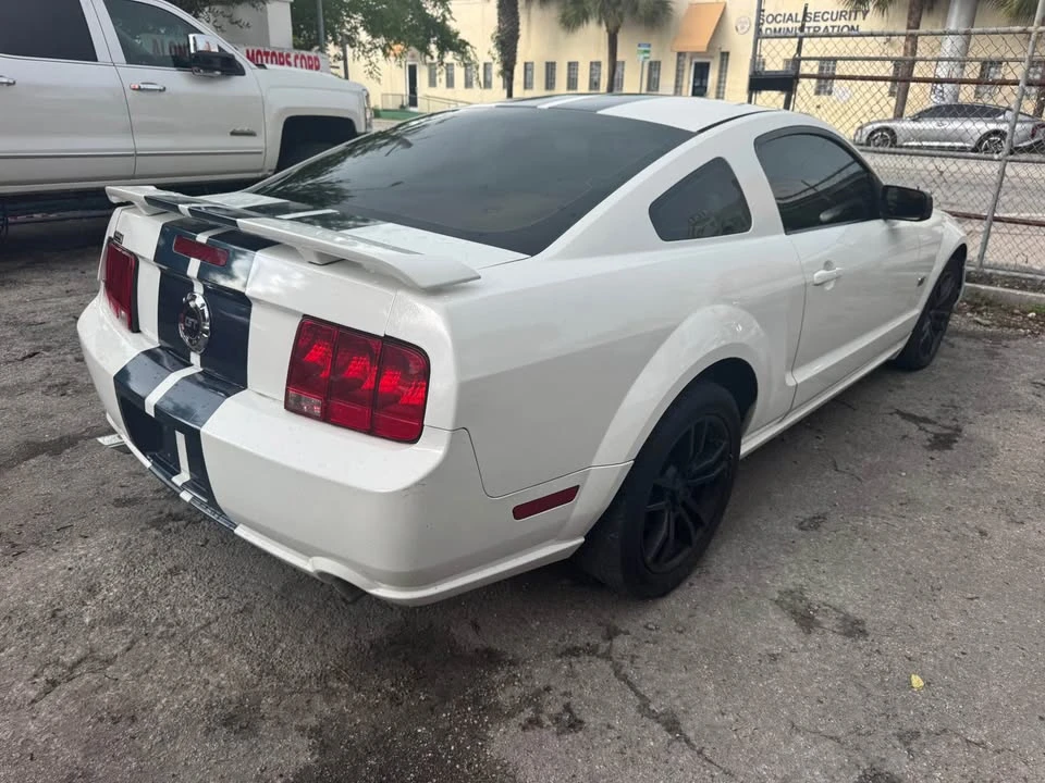 2005 Ford S197 Mustang - Image 2 of 7