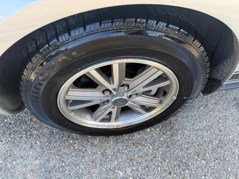 2005 Ford S197 Mustang - Image 11 of 20