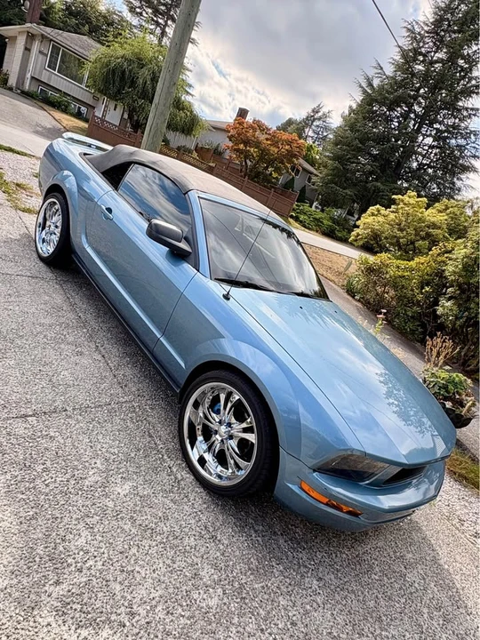 2005 Ford S197 Mustang - Image 2 of 13
