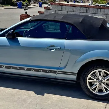 2005 Ford Mustang Convertible