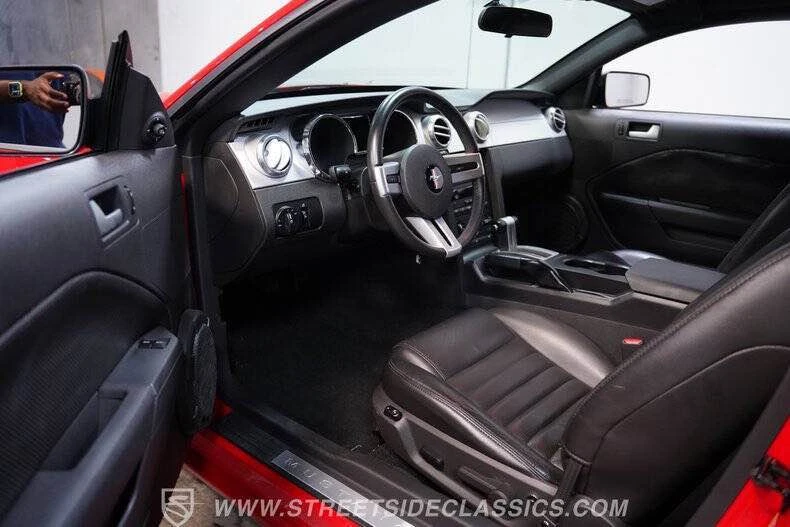 2005 Ford S197 Mustang - Image 16 of 16