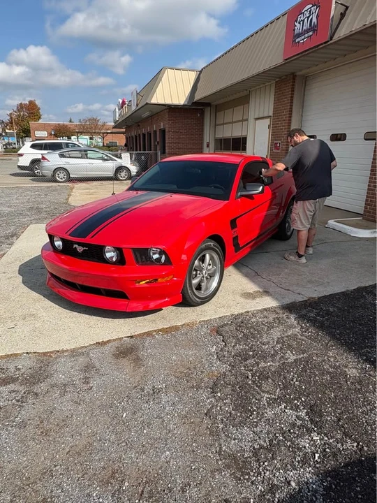2005 Ford S197 Mustang - Image 2 of 16