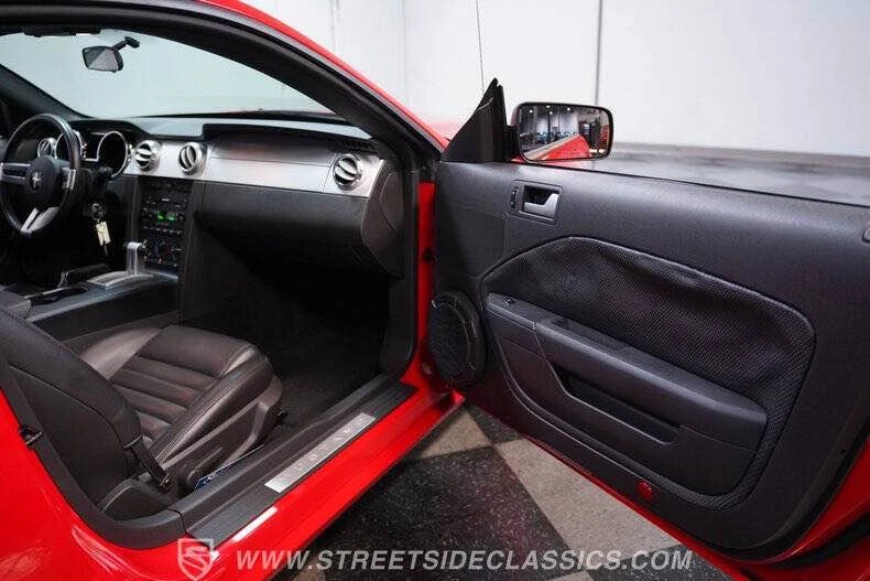 2005 Ford S197 Mustang - Image 7 of 16