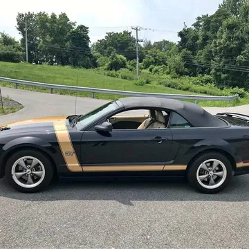 2005 Ford Mustang GT Convertible