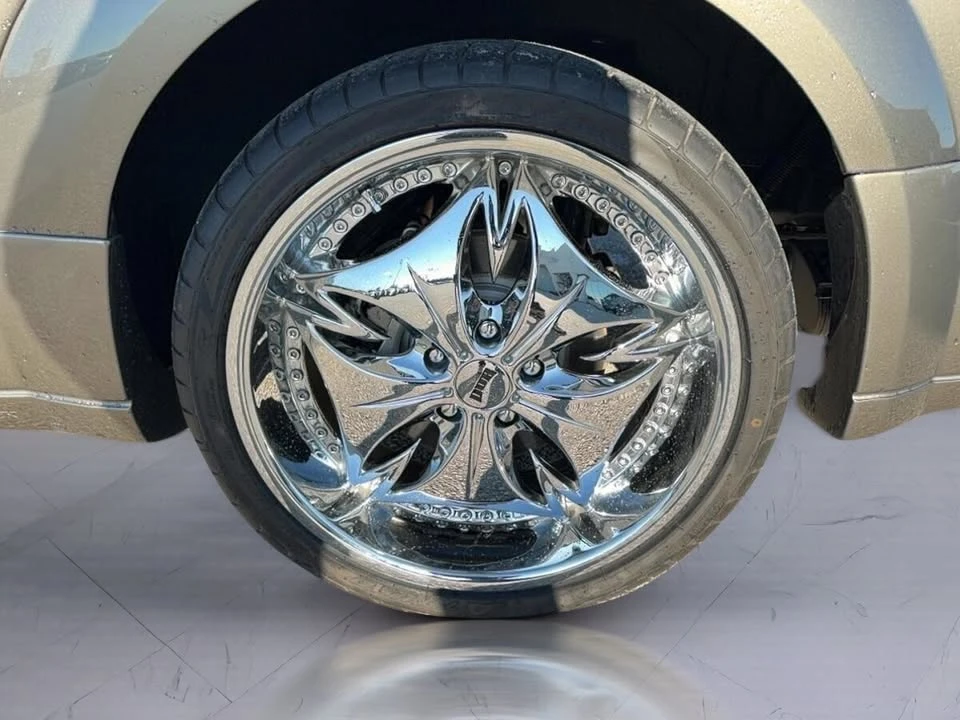 2005 Ford S197 Mustang - Image 7 of 10