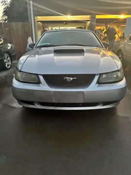 2005 Ford Mustang V6