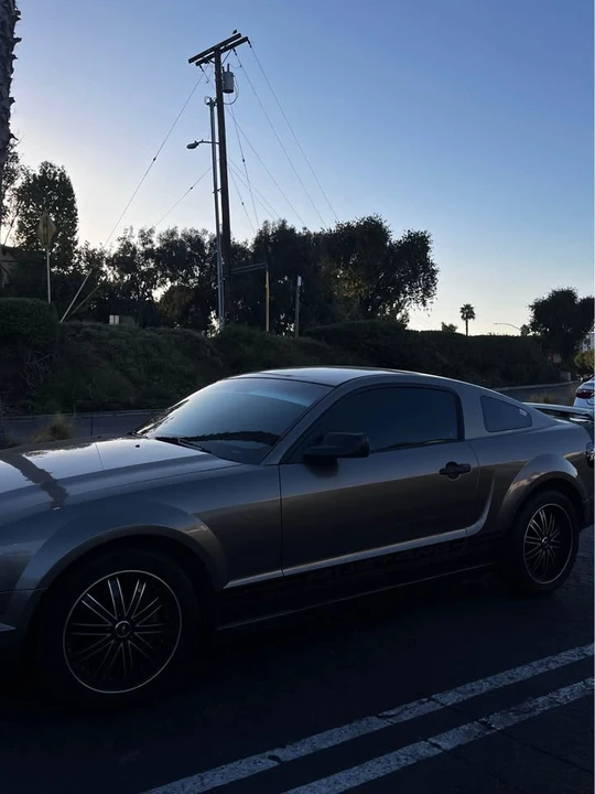 2005 Ford S197 Mustang - Image 2 of 4