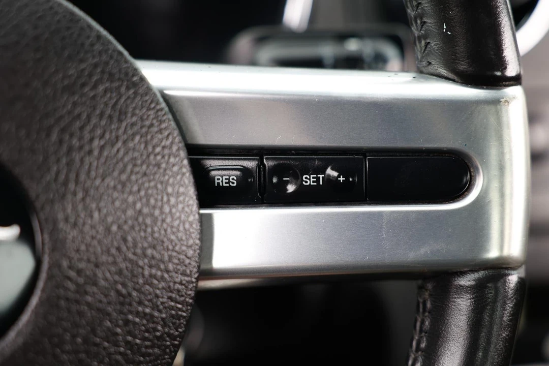 2005 Ford S197 Mustang - Image 24 of 31