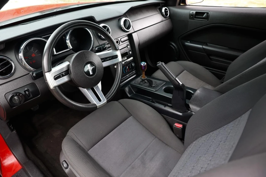 2005 Ford S197 Mustang - Image 4 of 31