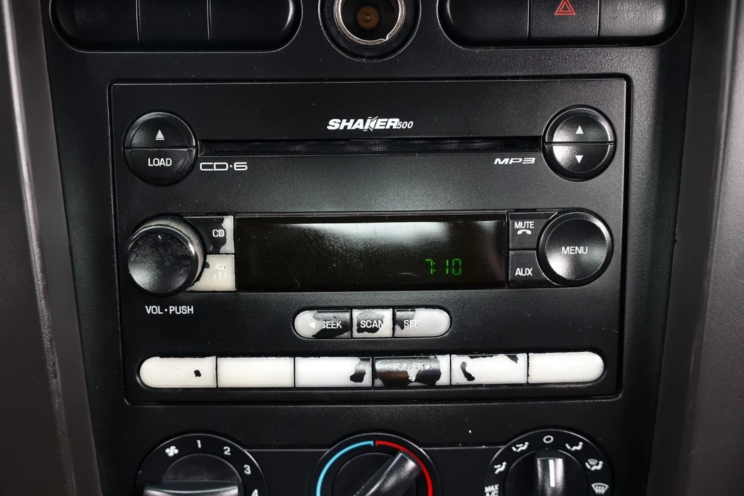 2005 Ford S197 Mustang - Image 29 of 31