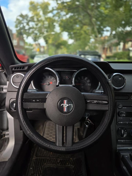 2005 Ford S197 Mustang - Image 9 of 12