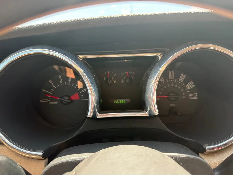 2005 Ford S197 Mustang - Image 11 of 12
