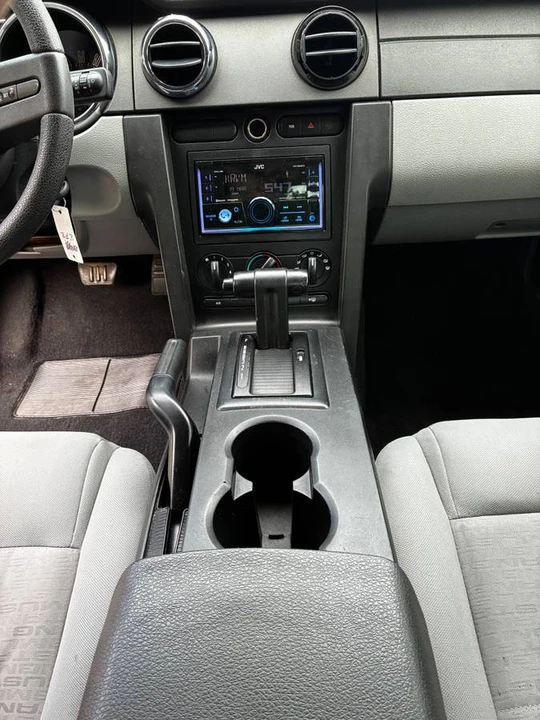 2005 Ford S197 Mustang - Image 19 of 24