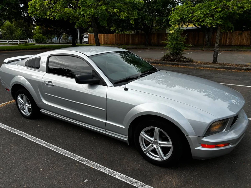 2005 Ford S197 Mustang - Image 7 of 24