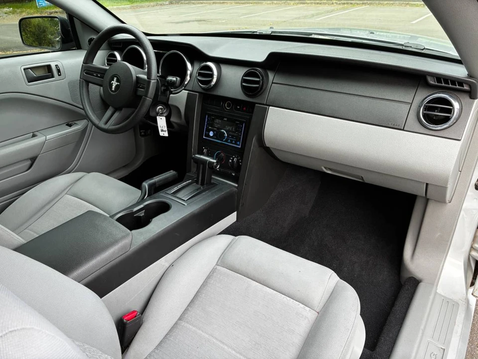 2005 Ford S197 Mustang - Image 9 of 20