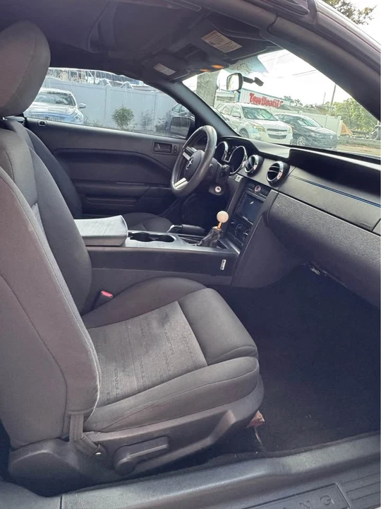 2005 Ford S197 Mustang - Image 10 of 14
