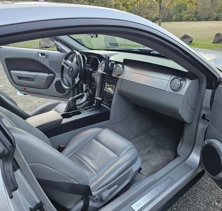 2005 Ford S197 Mustang - Image 6 of 16