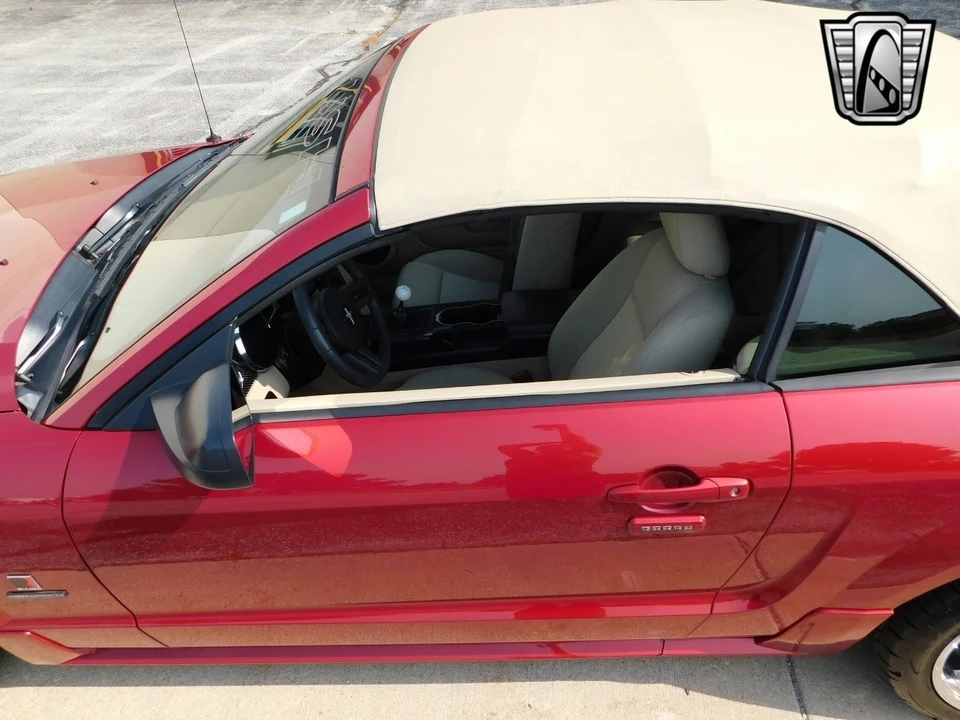 2005 Ford S197 Mustang - Image 11 of 21