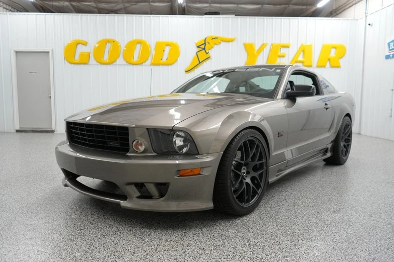 2005 Ford S197 Mustang - Image 3 of 31