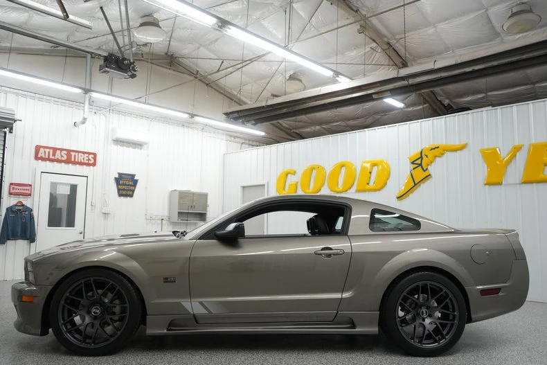2005 Ford S197 Mustang - Image 7 of 31