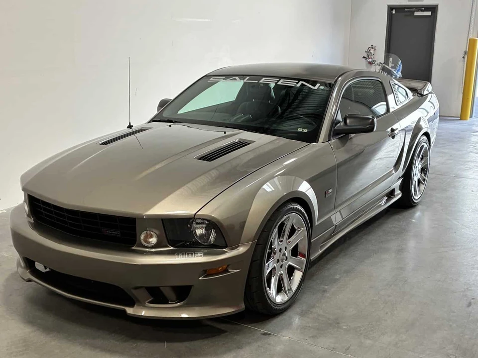 2005 Ford S197 Mustang - Image 2 of 11
