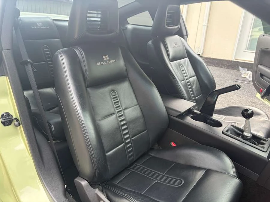 2005 Ford S197 Mustang - Image 12 of 17