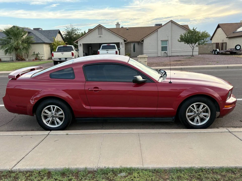 2005 Ford S197 Mustang - Image 6 of 12