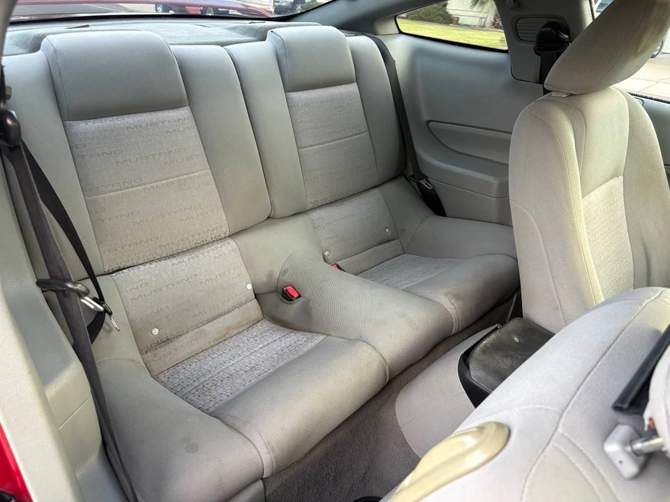 2005 Ford S197 Mustang - Image 11 of 12