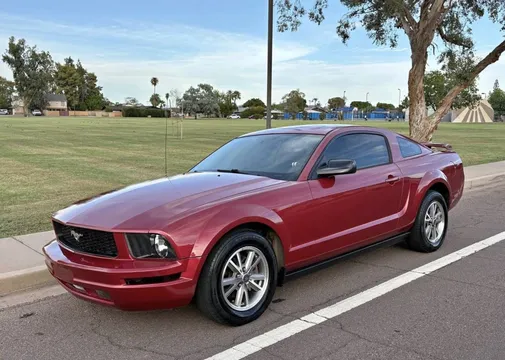 2005 Ford Mustang V6