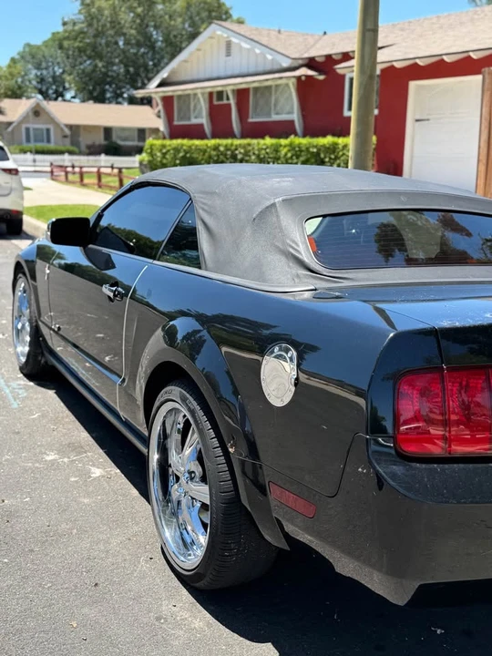 2005 Ford S197 Mustang - Image 8 of 11