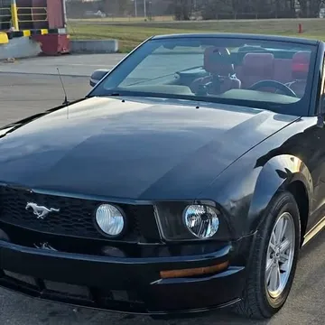 2005 Ford Mustang V6 Convertible
