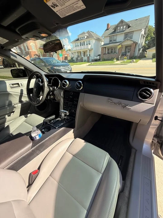 2005 Ford S197 Mustang - Image 10 of 12