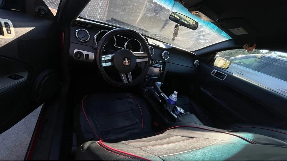 2005 Ford S197 Mustang - Image 2 of 7