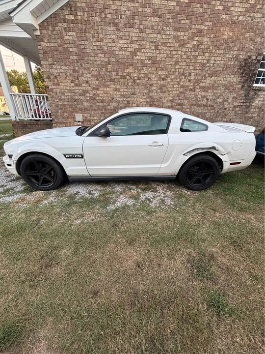 2005 Ford S197 Mustang - Image 4 of 10