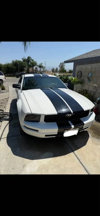 2005 Ford S197 Mustang - Image 2 of 3