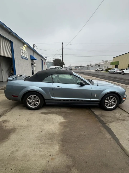 2005 Ford S197 Mustang - Image 4 of 10