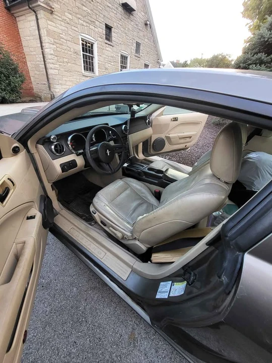 2005 Ford S197 Mustang - Image 10 of 12